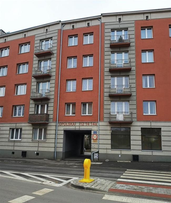 Szmaragdowy Apartament Przy Ulicy Opolskiej タルノフスキェ・グルィ エクステリア 写真